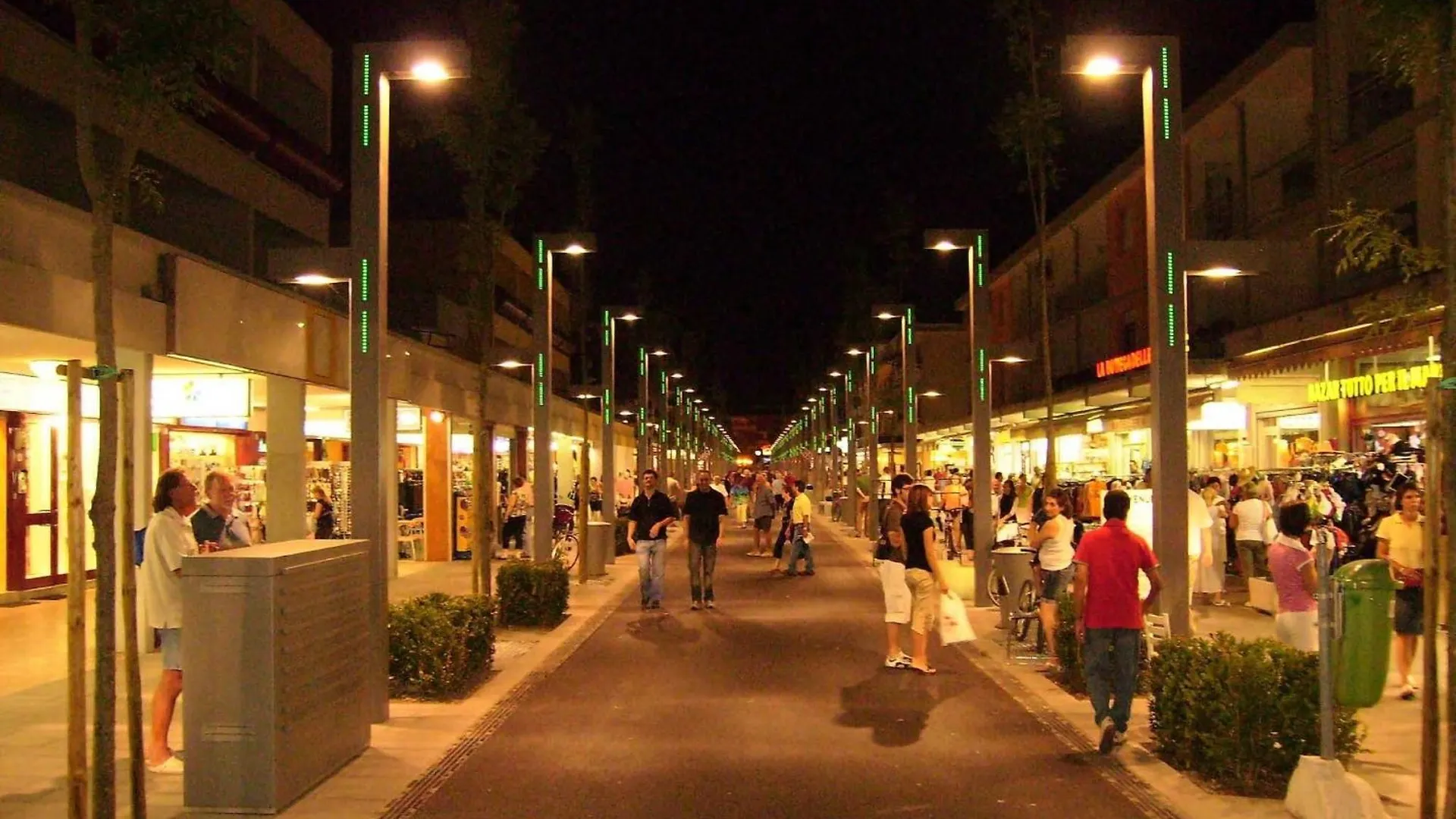 Comfortable Apartment Close To The Beach - Beahost Bibione Italy